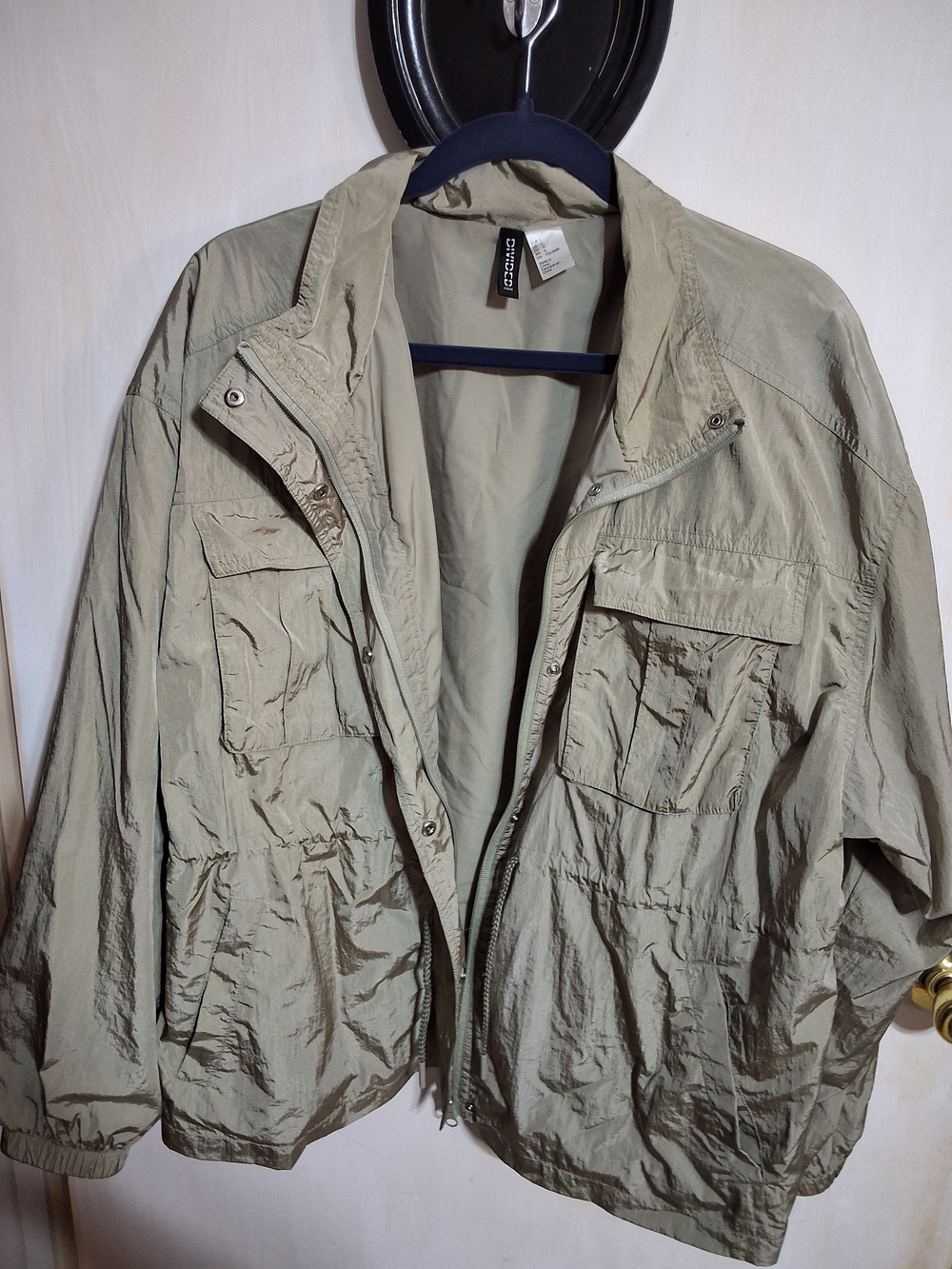Divided Light Olive Utility Jacket with Front Pockets